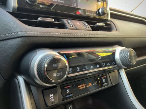 Used 2019 Toyota RAV4 Limited w/ Cold Weather Package image 39