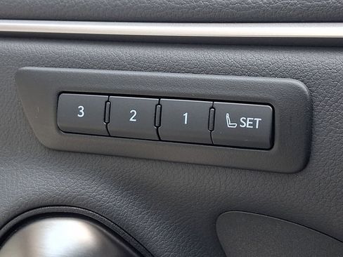 Certified 2025 Lexus ES 350 w/ Premium Package FWD image 28