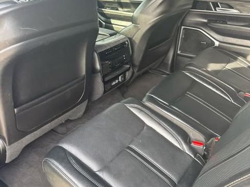 Used 2022 Jeep Wagoneer Series III w/ Convenience Group I AWD/4WD image 10