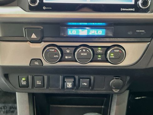 Used 2022 Toyota Tacoma SR5 w/ Technology Package RWD image 26