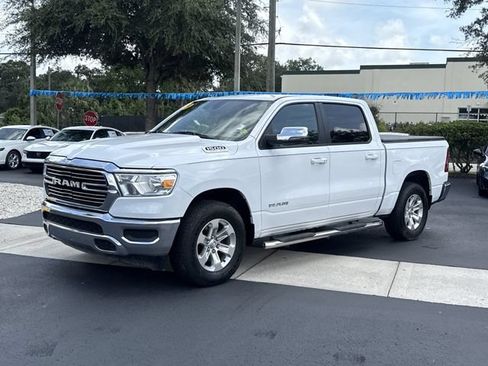 Used 2024 RAM 1500 Laramie AWD/4WD image 11