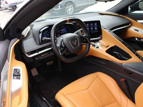 Used 2021 Chevrolet Corvette Stingray Preferred Cpe w/ Engine Appearance Package image 17