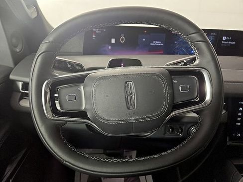 New 2025 Lincoln Navigator Reserve w/ Jet Appearance Package image 18