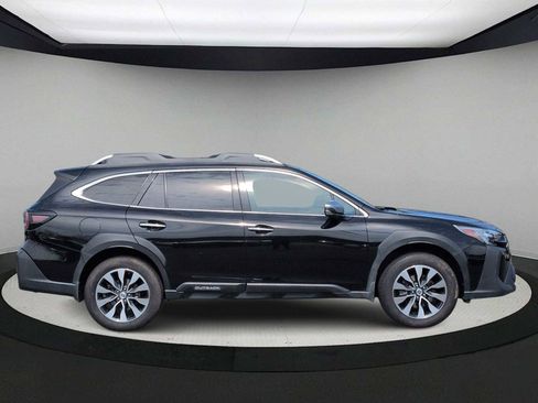 Used 2023 Subaru Outback Touring XT image 9