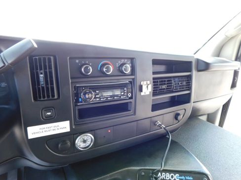 Used 2012 Chevrolet Express 4500 w/ Shuttle Bus Package image 10