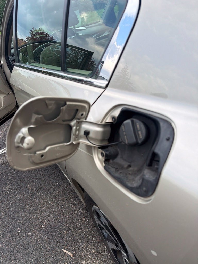 Used 2017 Honda Accord EX-L image 10