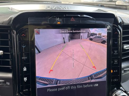 New 2026 RAM 1500 4x4 Crew Cab image 19