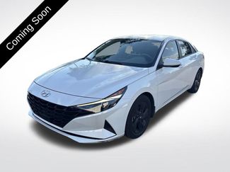 Used 2022 Hyundai Elantra SEL w/ Convenience Package FWD video 1