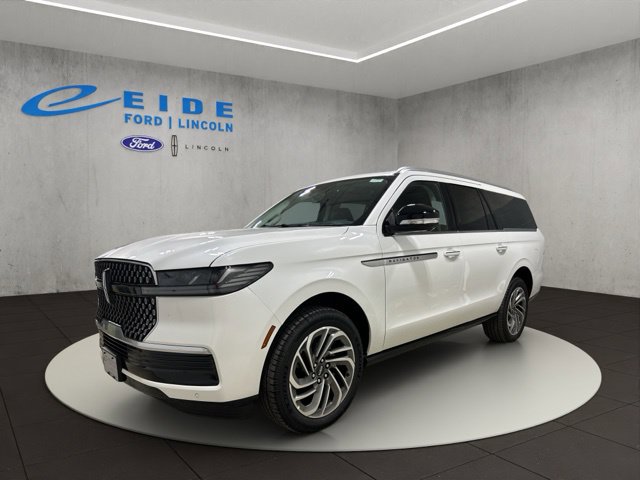 New 2027 Lincoln Navigator L Reserve AWD/4WD image 4
