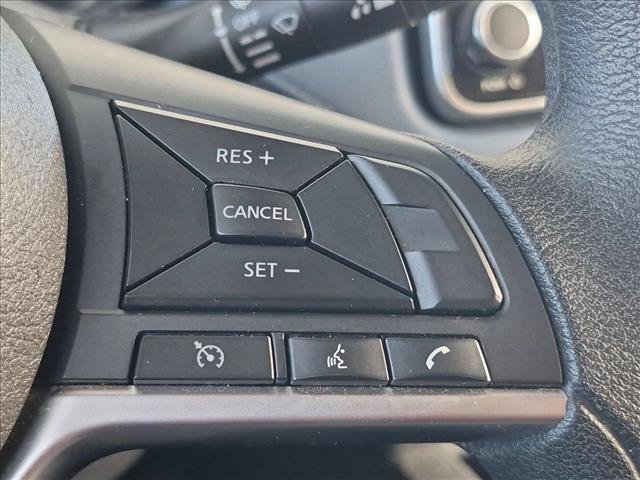 Used 2025 Nissan Versa SV FWD image 15