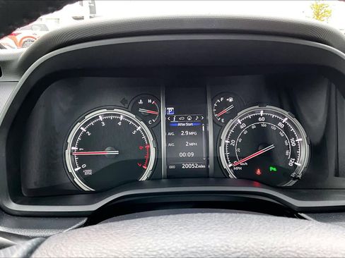 Used 2023 Toyota 4Runner Limited image 25