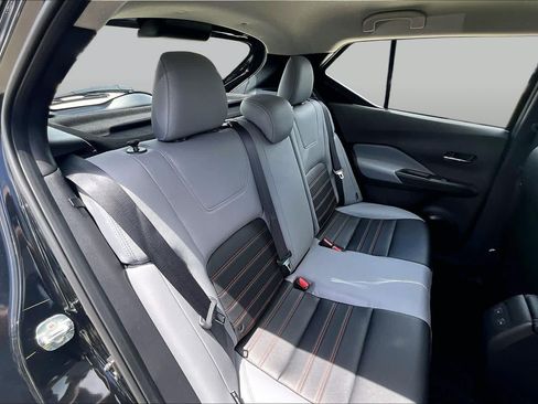 Used 2024 Nissan Kicks SR w/ SR Premium Package FWD image 19