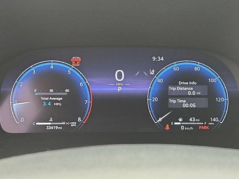 Used 2023 Toyota Highlander Platinum FWD image 12