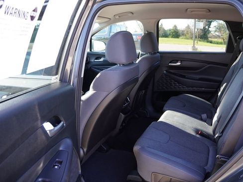 Used 2019 Hyundai Santa Fe SE AWD/4WD image 16