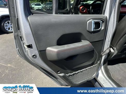 Used 2021 Jeep Wrangler Unlimited Rubicon AWD/4WD image 18