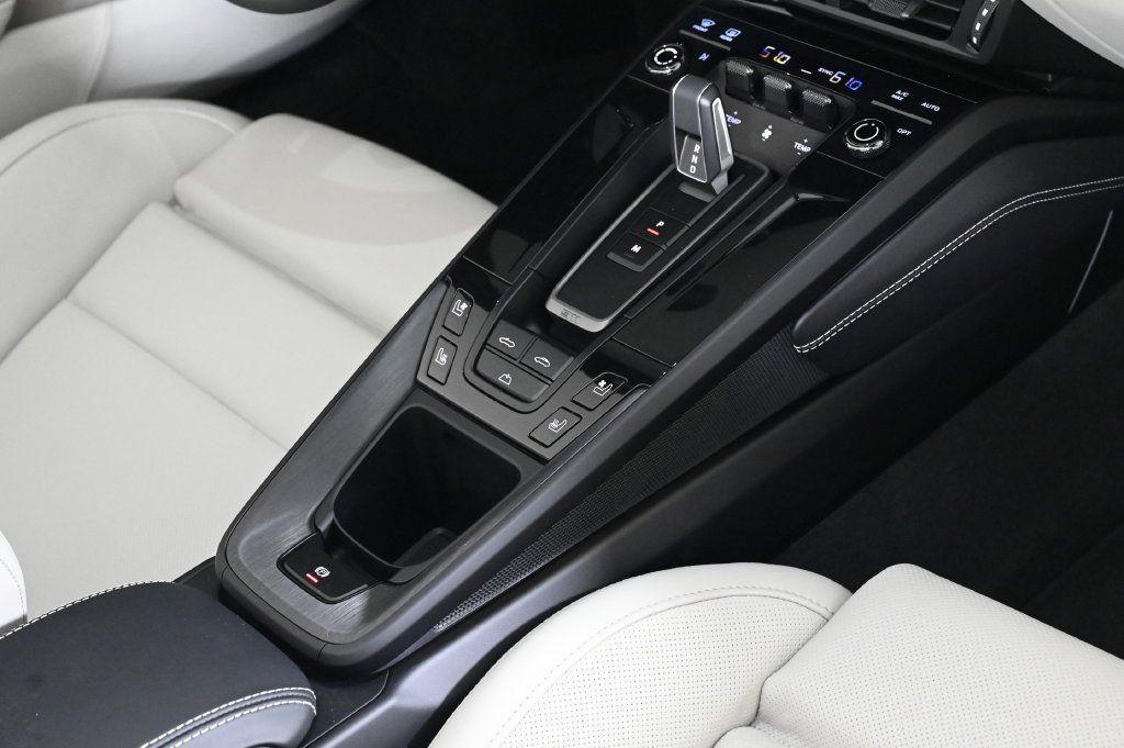 Used 2026 Porsche 911 Carrera GTS RWD image 31