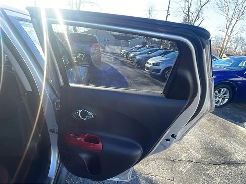 Used 2014 Nissan Juke SV image 24