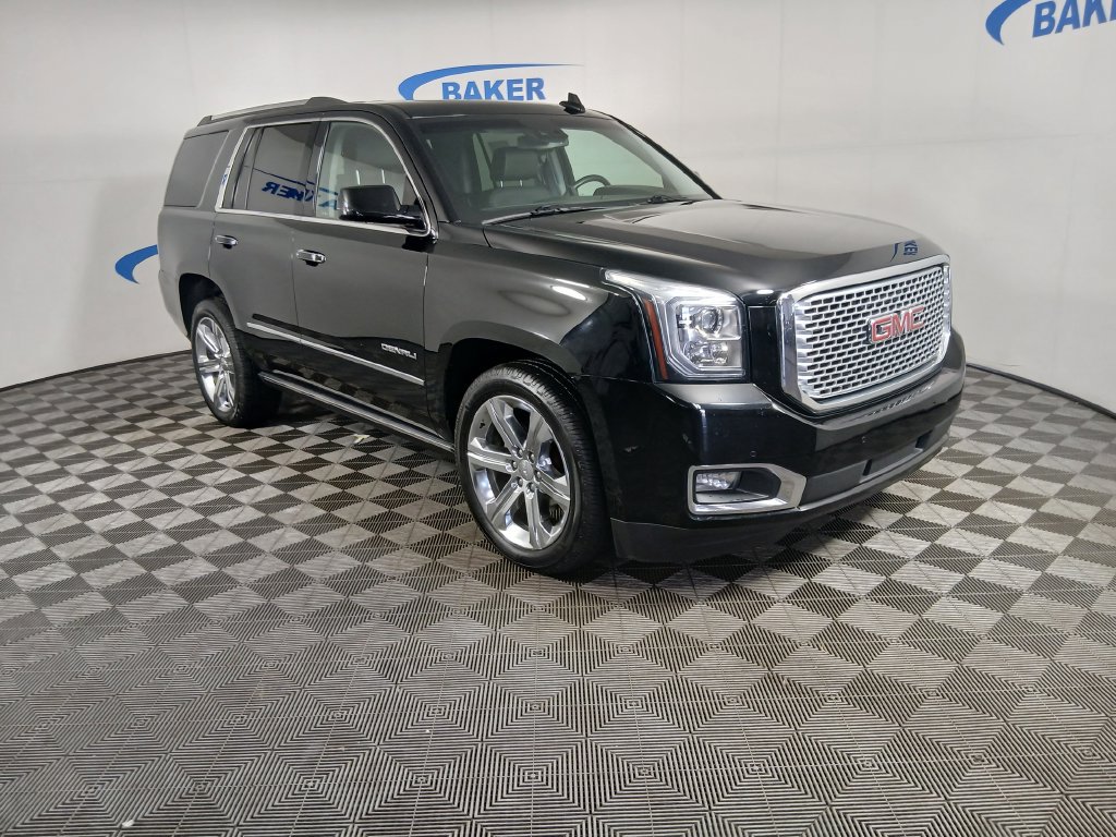 Used 2017 GMC Yukon Denali w/ Open Road Package AWD/4WD image 8