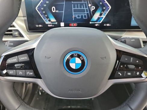 Used 2025 BMW i4 eDrive40 RWD image 33