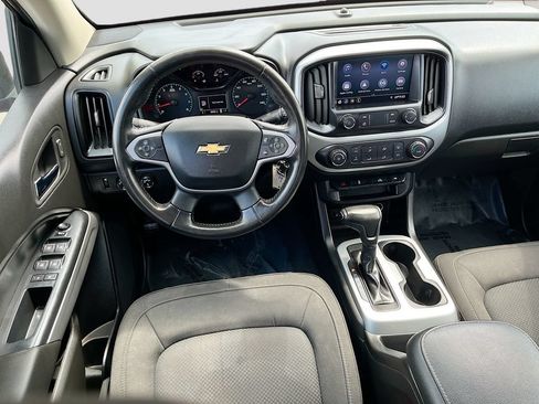 Used 2021 Chevrolet Colorado LT w/ Chrome Appearance Package AWD/4WD image 20
