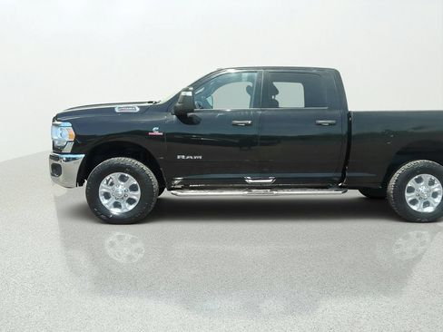 Used 2024 RAM 2500 Big Horn AWD/4WD image 4