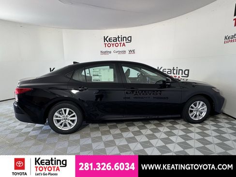 New 2026 Toyota Camry LE FWD image 4