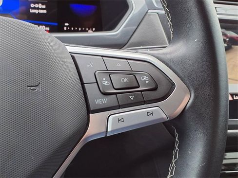 Used 2023 Volkswagen Tiguan SE image 22