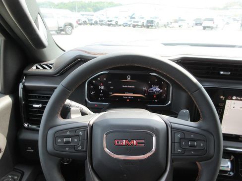 New 2026 GMC Sierra 1500 AT4 w/ AT4 Premium Package AWD/4WD image 25