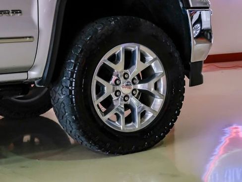 Used 2017 GMC Sierra 1500 SLT image 43