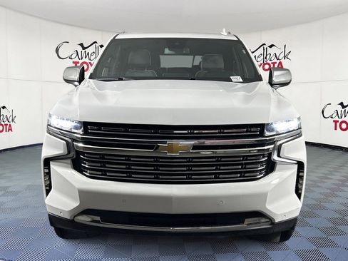 Used 2023 Chevrolet Suburban Premier image 2