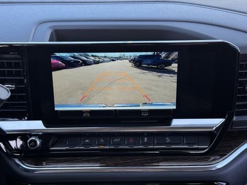 Used 2025 GMC Sierra 1500 Elevation w/ X31 Off-Road Package image 18