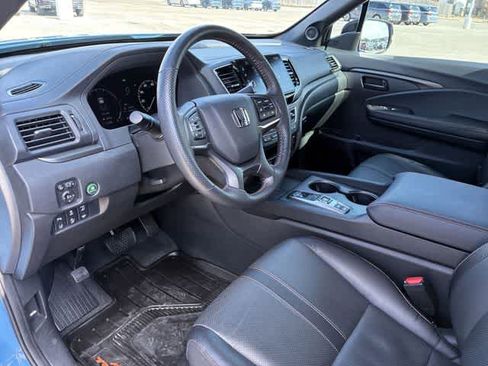 Used 2024 Honda Ridgeline TrailSport image 2