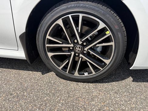 New 2026 Toyota Camry XLE AWD/4WD image 36