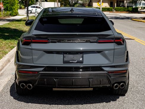 Used 2023 Lamborghini Urus Performante AWD/4WD image 12