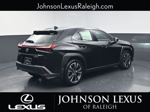 New 2026 Lexus UX 300h FWD image 9
