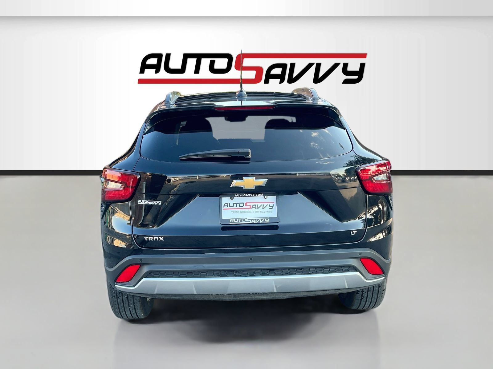 Used 2026 Chevrolet Trax LT w/ Sunroof Package FWD image 6