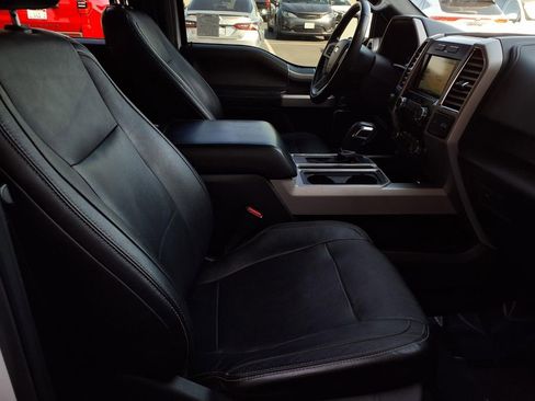 Used 2015 Ford F150 Lariat image 23