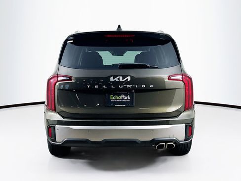 Used 2025 Kia Telluride S FWD image 7