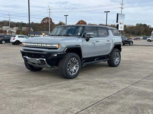 Certified 2024 GMC Hummer EV 3X image 11