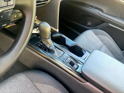 Used 2025 Toyota Camry LE FWD image 16