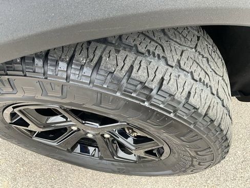 Used 2023 Ford Explorer Timberline image 6