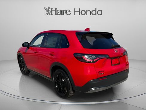 Certified 2026 Honda HR-V Sport image 3