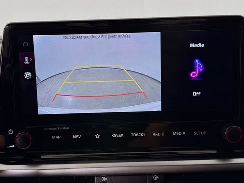 Used 2024 Kia Forte GT-Line w/ GT-Line Premium Package image 17