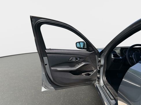 Used 2023 BMW 330i Sedan w/ Driving Assistance Package RWD image 35
