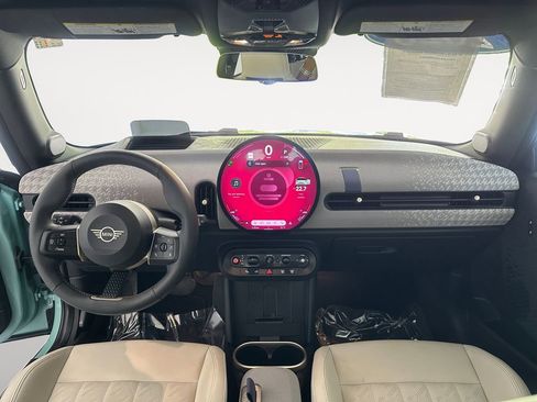 Used 2025 MINI Cooper S FWD image 10