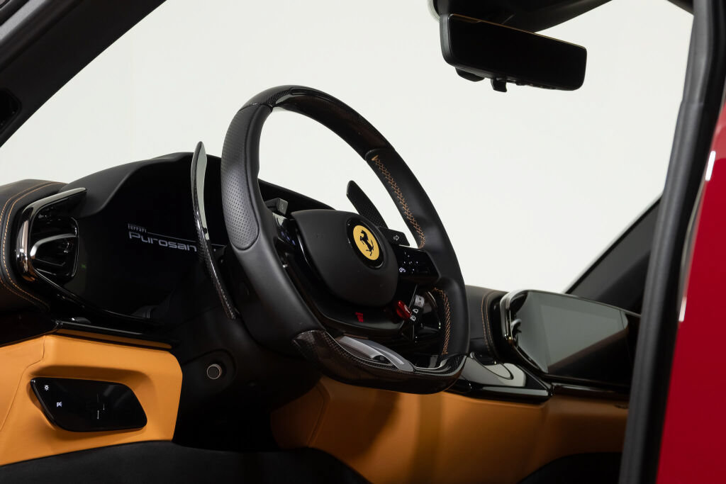 Used 2026 Ferrari Purosangue AWD/4WD image 33