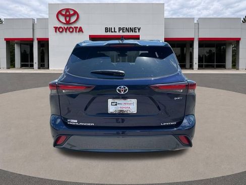 New 2026 Toyota Highlander Limited AWD/4WD image 4
