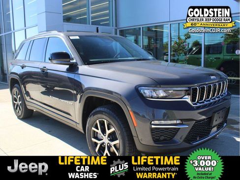 New 2025 Jeep Grand Cherokee Limited w/ Luxury Tech Group II image 1