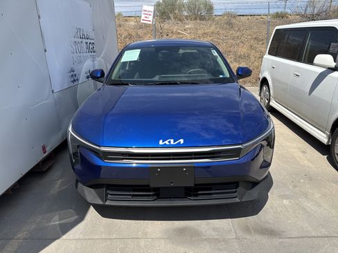 Used 2025 Kia K4 FWD image 4