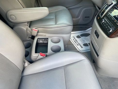 Used 2012 Nissan Quest LE image 39